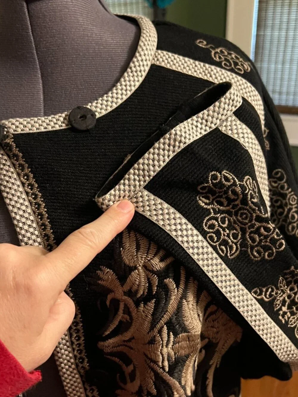 Johnny Was Embroidered Sweater Tunic - Picture 8 of 16